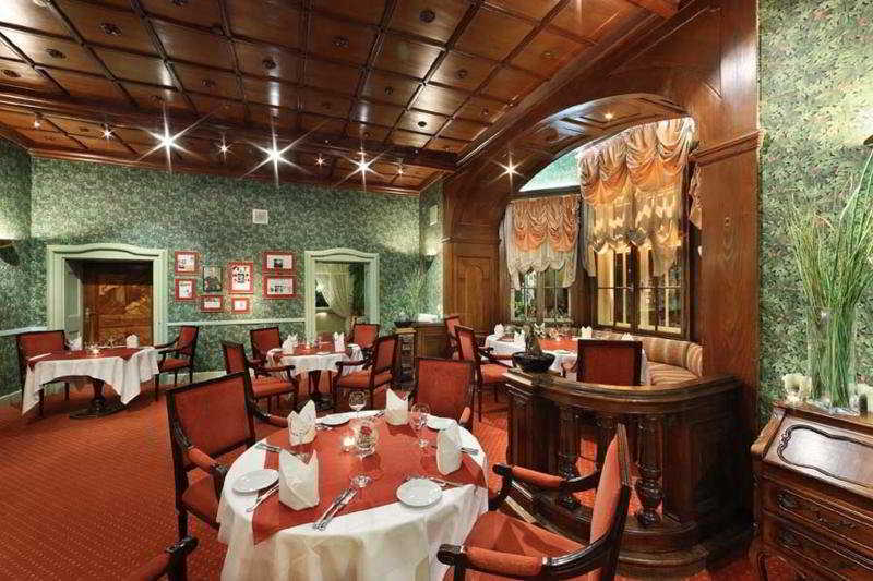 Hotel Caruso Baden Restaurante foto